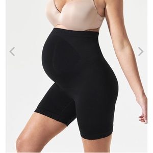 Blanqi Maternity Shorts